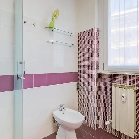 Alelu Classy And Chic Center - Happy Apartment *