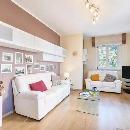 Alelù Classy And Chic Stresa Center Apartment with Terrace - Happy Rentals Appartement