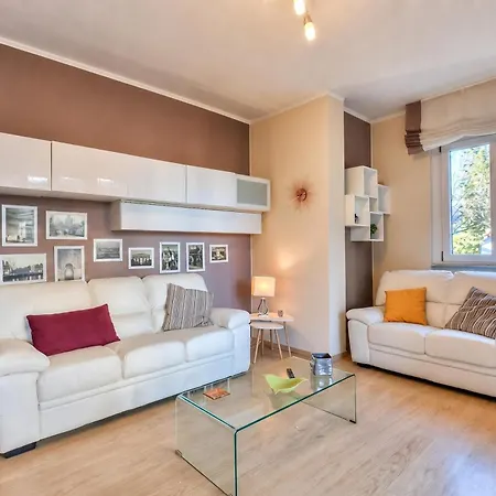 Alelù Classy And Chic Stresa Center Apartment with Terrace - Happy Rentals *