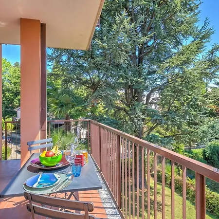 Alelù Classy And Chic Stresa Center Apartment with Terrace - Happy Rentals Appartement *